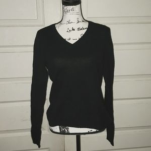 Ellen Tracy black cashmere sweater